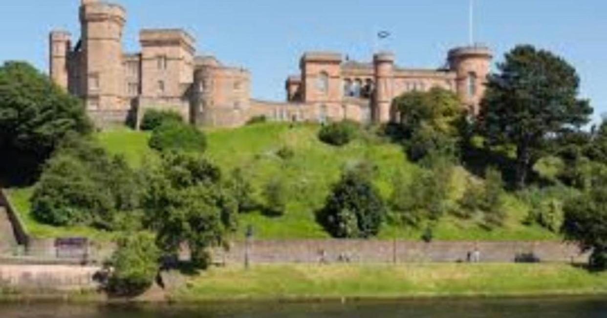 Inverness City Apartments - Modern & Bright Apartment Close To Raigmore Hospital & Shops Inshes Exteriör bild