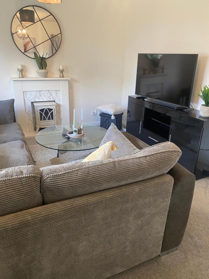 Inverness City Apartments - Modern & Bright Apartment Close To Raigmore Hospital & Shops Inshes Exteriör bild