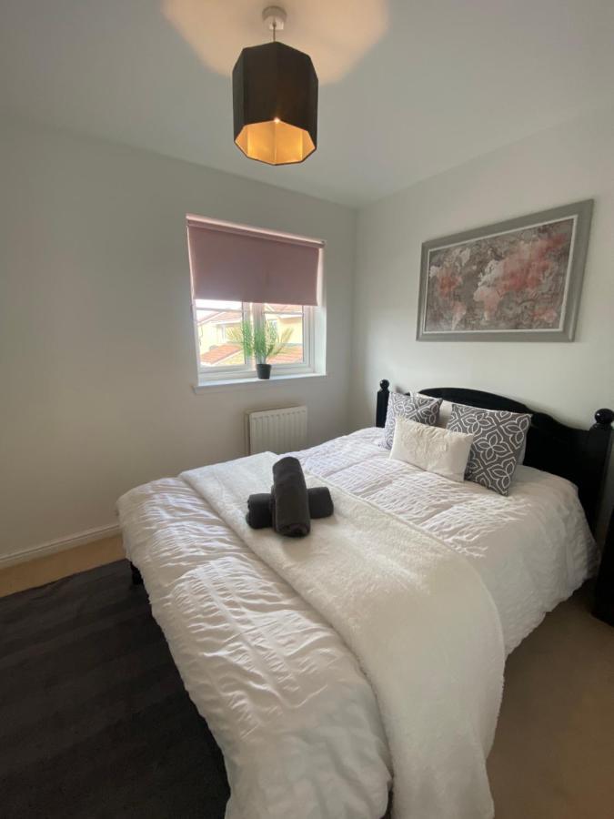 Inverness City Apartments - Modern & Bright Apartment Close To Raigmore Hospital & Shops Inshes Exteriör bild